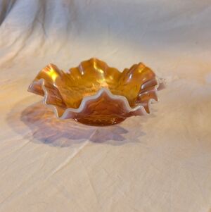 2/80$ Fenton Peach Opalescent/amber trinket dish with White-Trim Ruffle